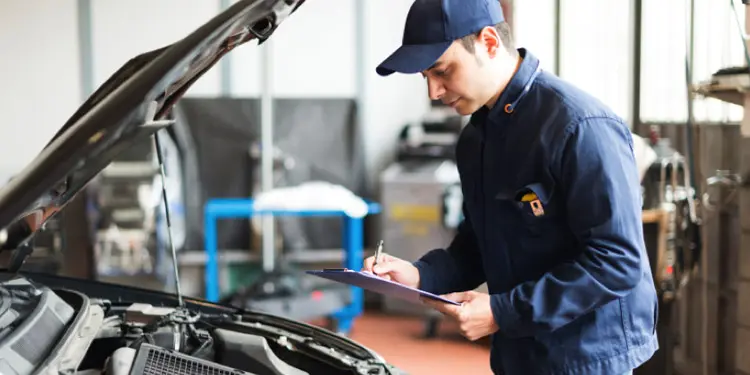 Mecanico de autos trabajo facil de obtener