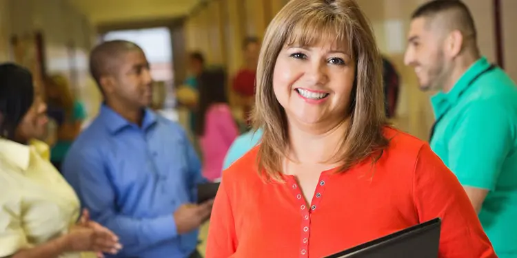 Administrador de educacion postsecundaria trabajos 50 dolares