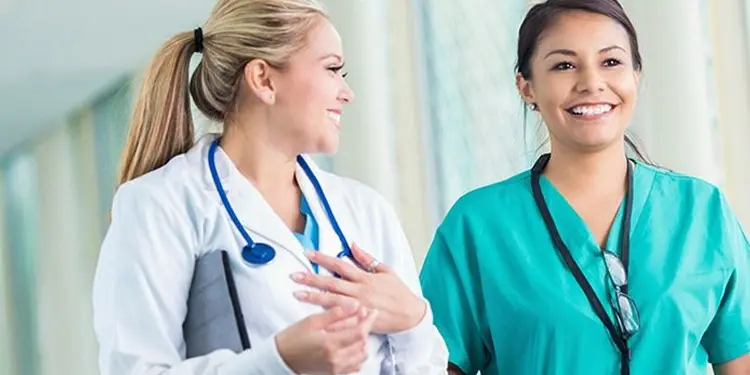 Asistente medico trabajos que pagan 50 dolares hora