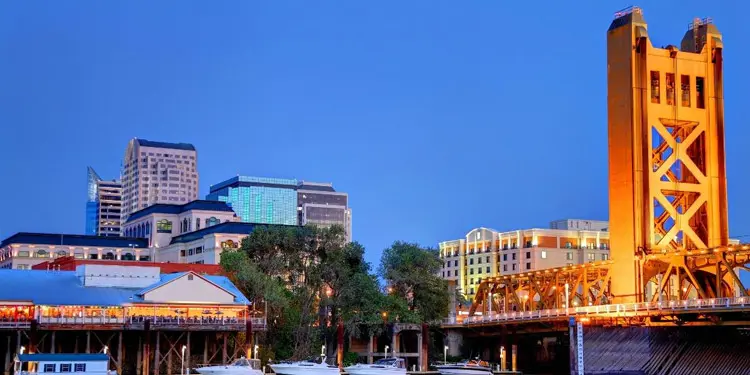 como es vivir en sacramento california