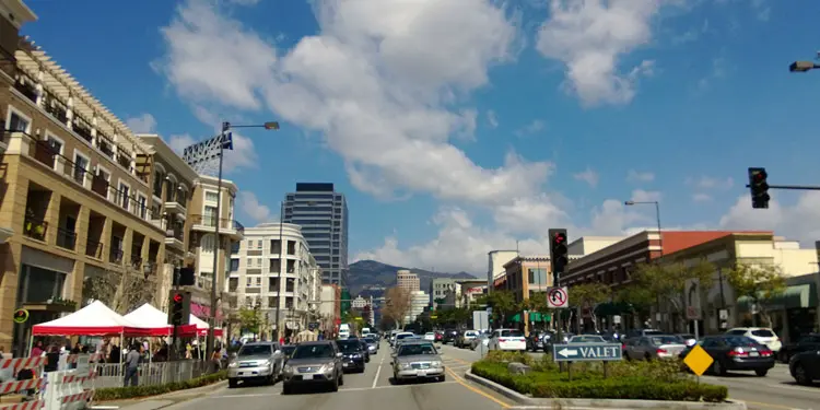 Trafico y transporte en Glendale CA