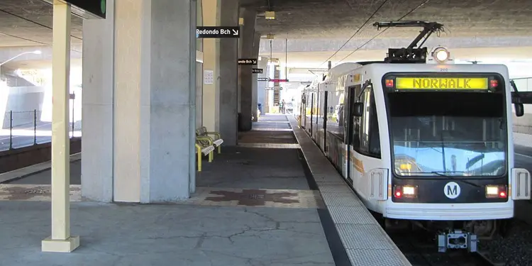 Trafico y transporte en Norwalk California