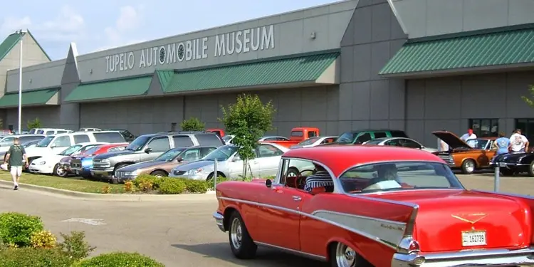 Museo del Automovil de Tupelo