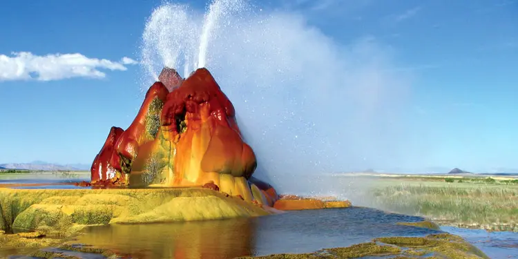 Fly Geyser vivir en Nevada