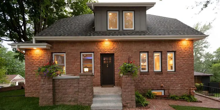 mejores lugares Omaha Nebraska Benson