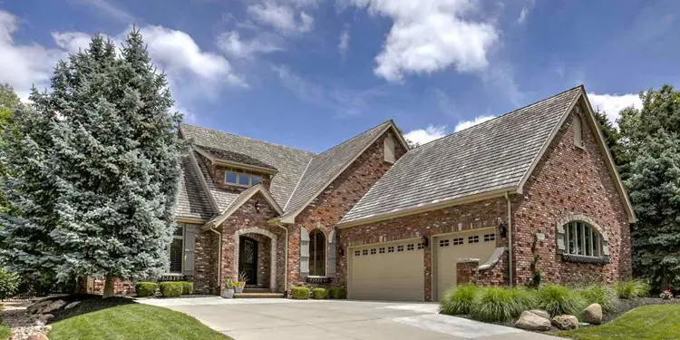 mejores vecindarios Omaha Nebraska Millard