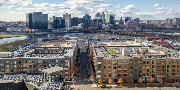 Newark ciudades economicas New Jersey