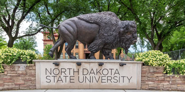 North Dakota State University trabajos para latinos