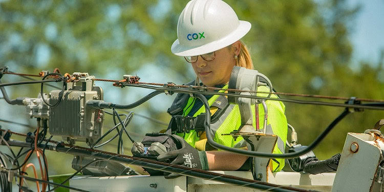 Cox Communications trabajos para latinos